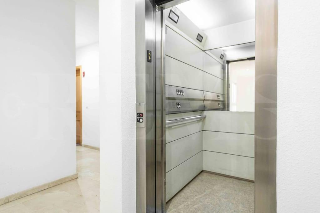 Romantic Getaway In The Center By Rems Appartement *